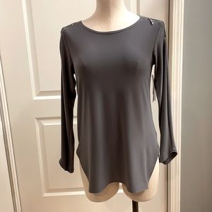 Sympli cold shoulder zipped tunic